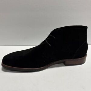Classic Black Suede Chukka Boots